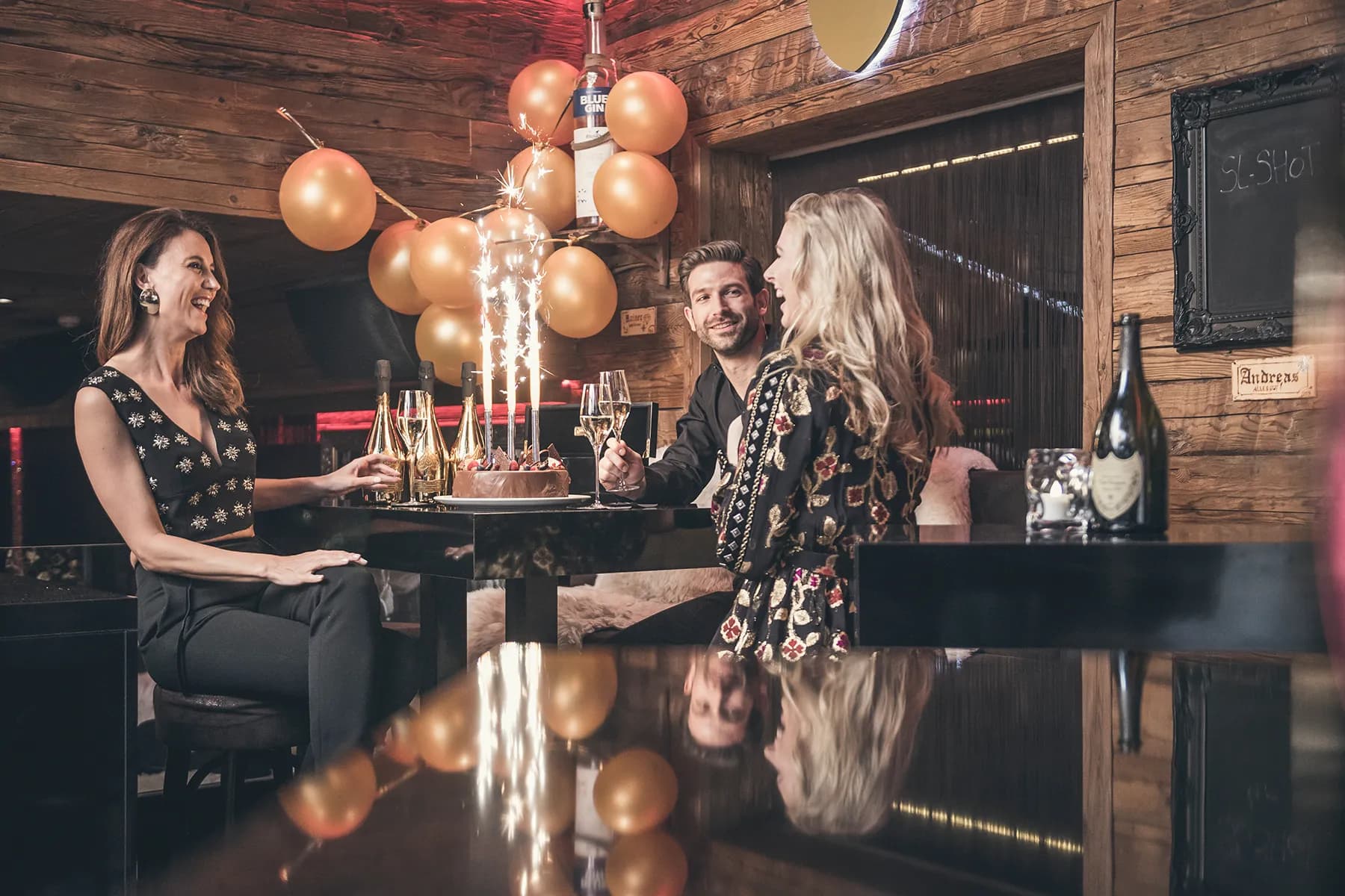 SHI-Schlosslounge_0001_HQ-8277