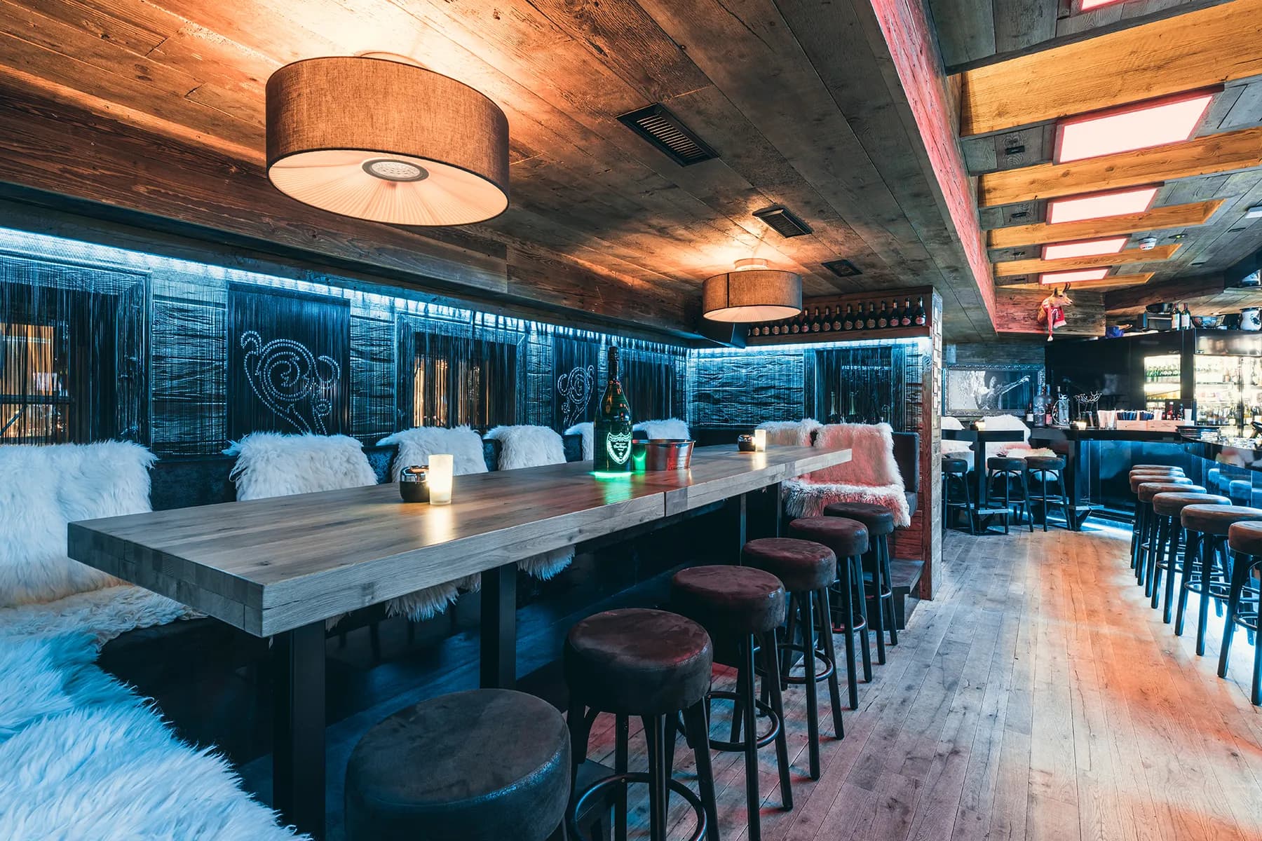 SHI-Schlosslounge_0008_HQ-3524-2