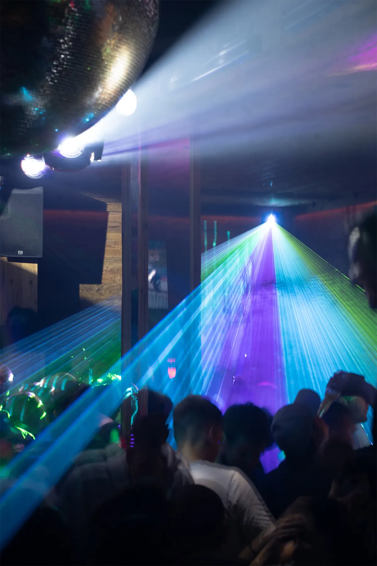 SHI_Debiaso_1200x1800_0000_DSC09942-bearbeitet