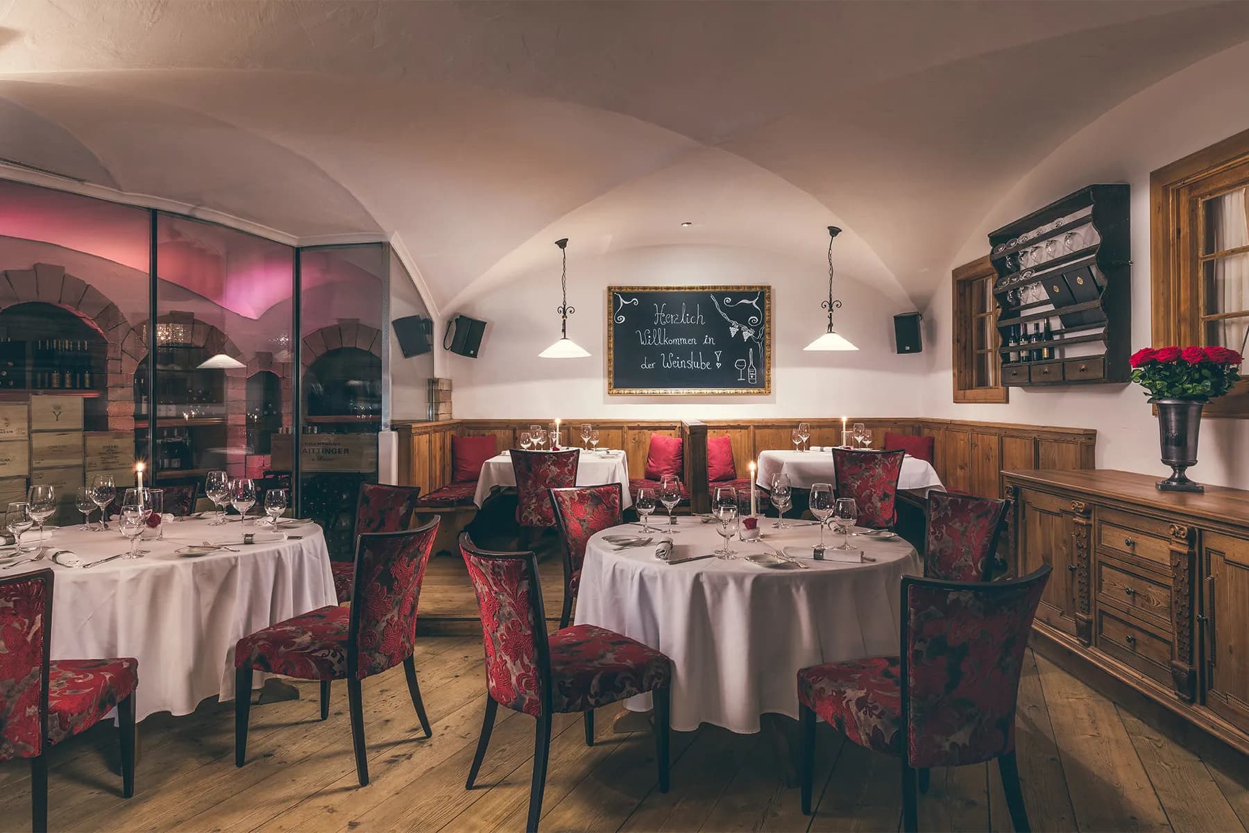 SHI_Weinstube_1800x1200_0005_(C) Hannes Niederkofler_HQ-5667_bearbeitet